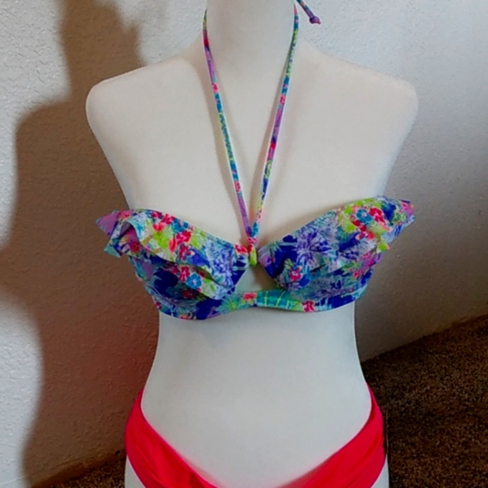 Victoria's secret swimwear floral bikini top size 36B